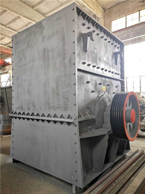 方箱錘式破碎機(jī)廠(chǎng)家 方箱錘式破碎機(jī) 天佑辰機(jī)械 查看 高清圖片 高清大圖