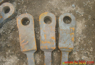 山東*的破碎機(jī)錘頭---鍛打方塊